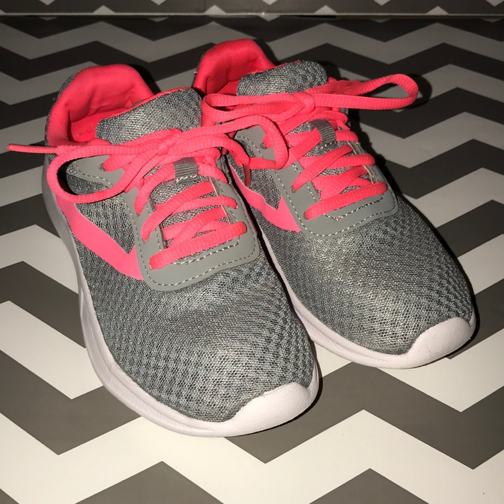 Athletic Works mesh sneakers